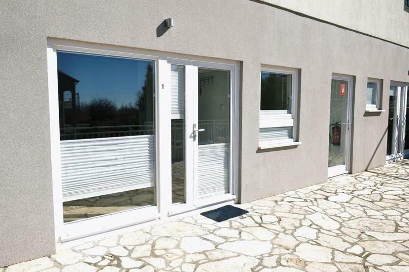 Apartment Rubesi *
