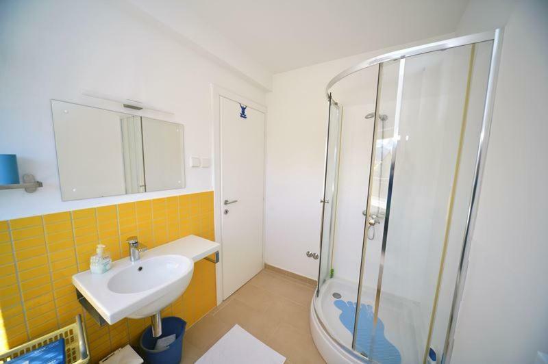 Rubesi Apartment *